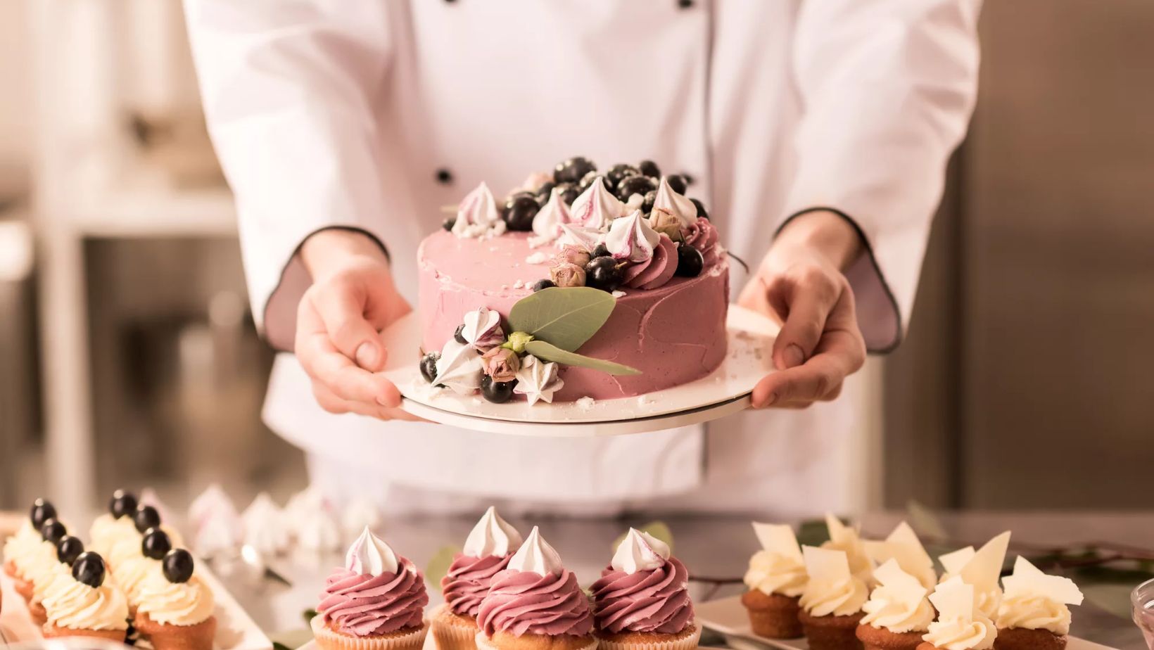 AUXILIAR DE CONFEITARIA