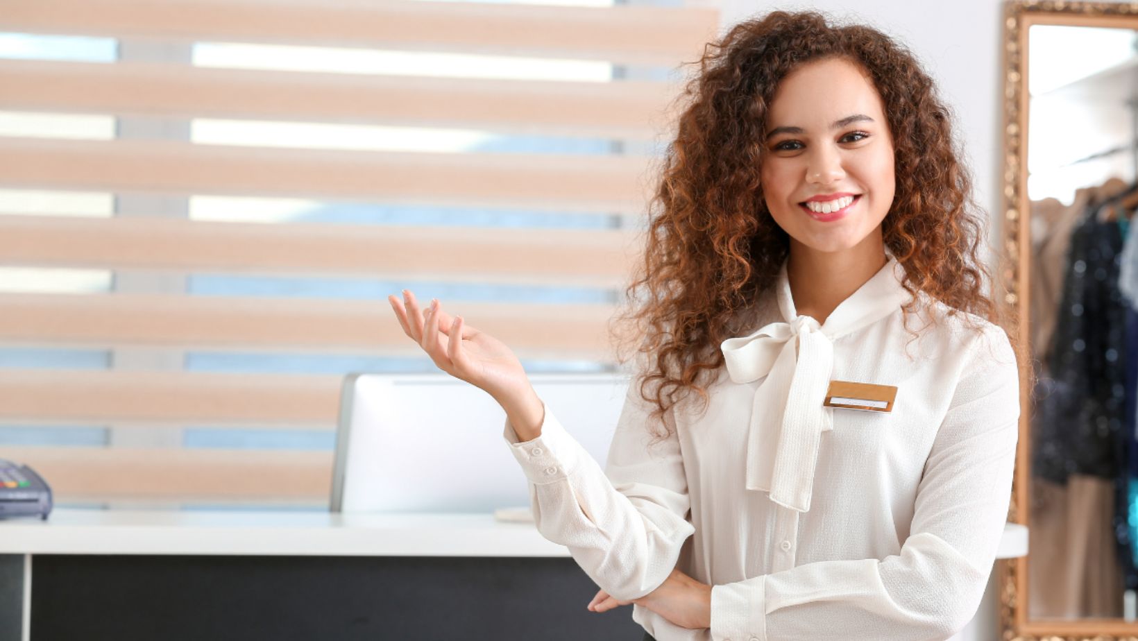 LOJA DE MODA FEMININA ABRE CONTRATAÇÕES